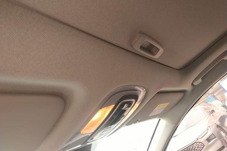 Used Hyundai Elantra 2022 1.5L CVT LUX Prestige Edition
