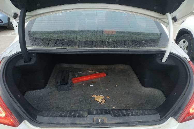 Used Peugeot 308 2014 Enjoy Edition Classic 1.6L Manual YouShang Model
