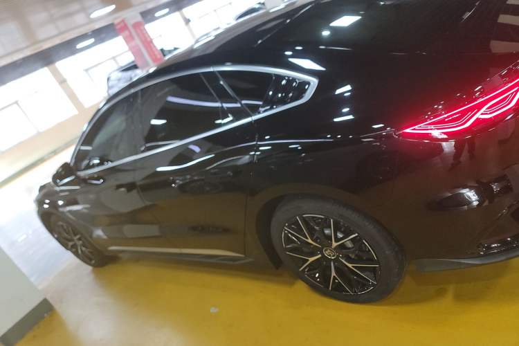 Used BYD Han 2025 EV 506KM Prestige Edition
