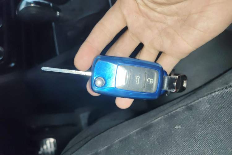 Used Volkswagen Sagitar 2015 230TSI Automatic Comfort Version
