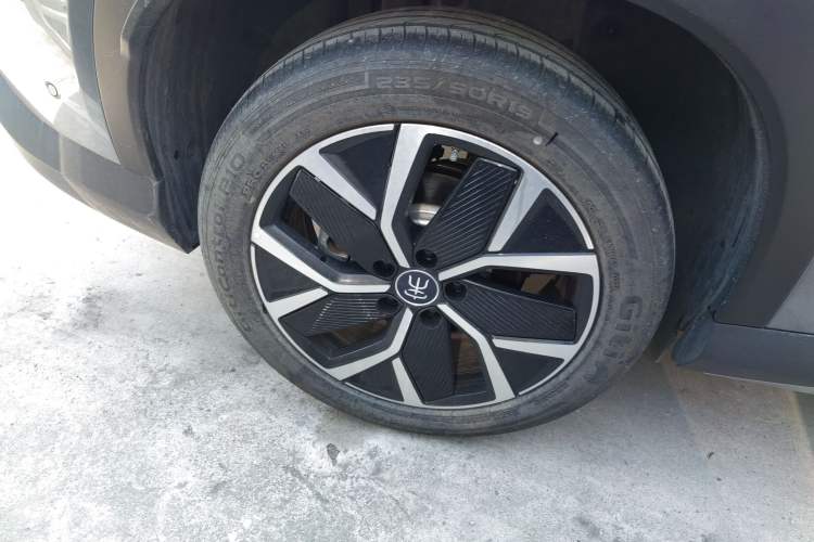 Used BYD Song L DM-i 2025 Intelligent Driving Version 112 km Beyond-Range Type