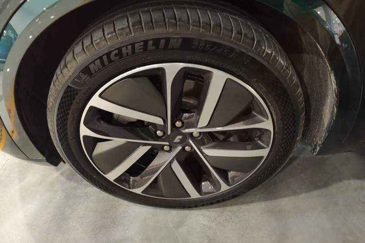 Used Li Auto L9 2022 Max model
