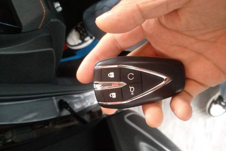 Used Changan X7 PLUS 2024 1.5T Automatic Luxury 7-Seater
