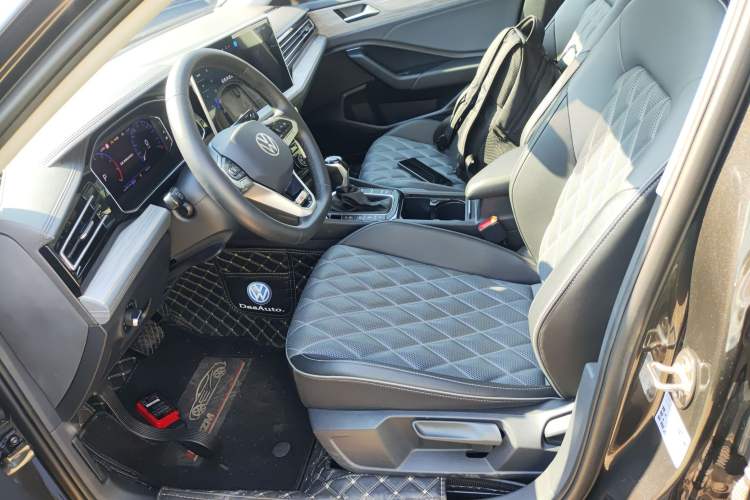 Used Volkswagen Sagitar 2023 300TSI DSG Excellence Edition
