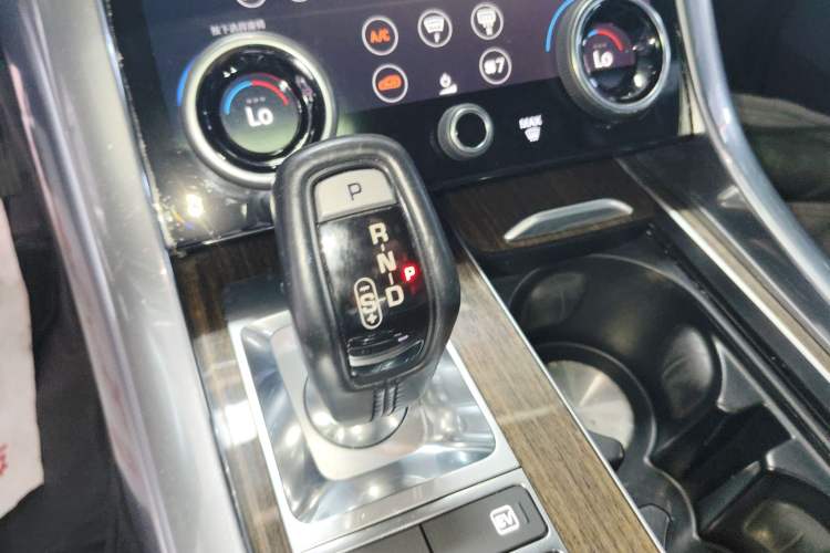 Used Land Rover Range Rover SportNew Energy 2018 P400e
