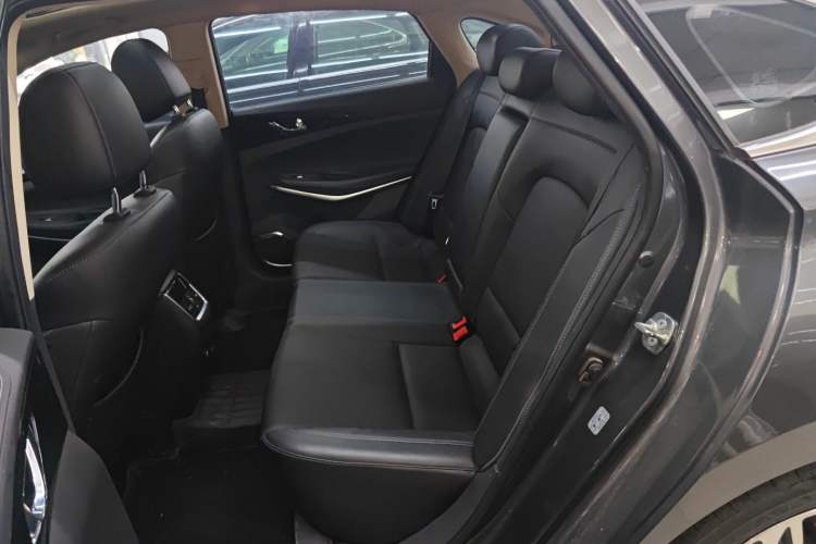 Used Changan Ruicheng CC 2021 Blue Whale Edition 1.5T DCT Prestige Model