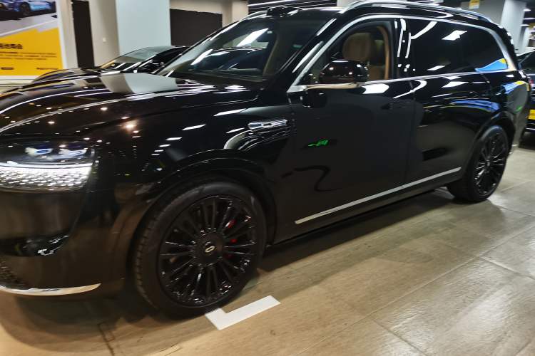 Used Hima AITO M9 2024 Range-Extended Ultra Version 52 kWh 5-Seater Model