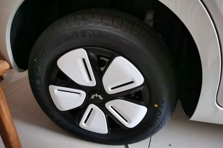 Used Wuling Hongguang MINIEV 2025 Four-Door Version Advanced Edition
