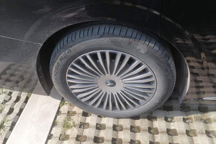 Used VOYAH Dream 2025 PHEV Four-Wheel-Drive Flagship Version – Qiankun Edition
