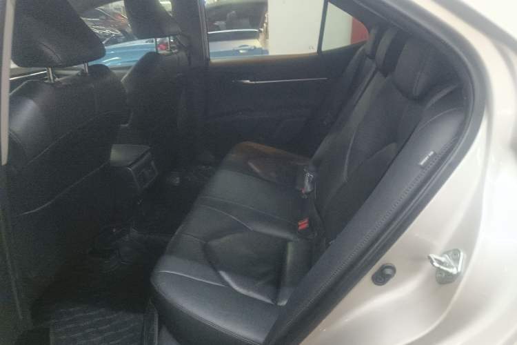 Used Toyota Camry 2019 Revised Version 2.0G Luxury Edition