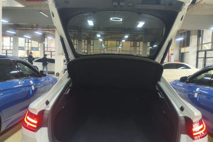 Used Volkswagen FAW-Volkswagen CC 2023 380TSI Striking Edition