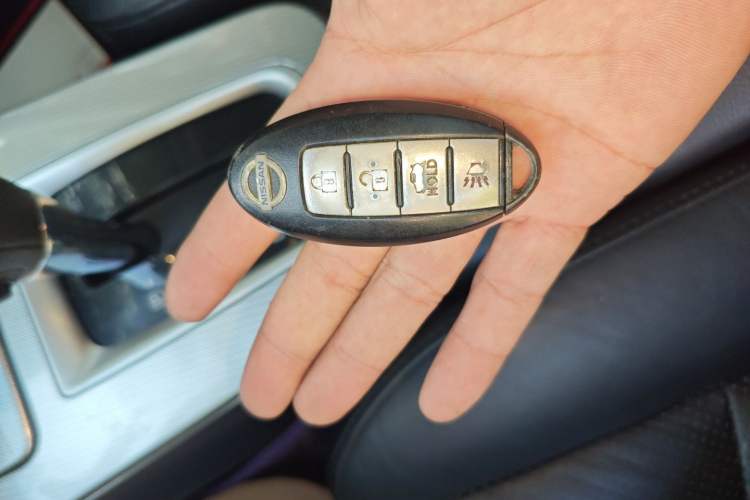 Used Nissan Sylphy 2014 1.6XV CVT Deluxe Edition