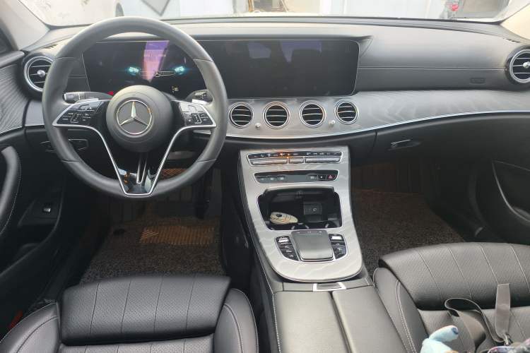 Used Mercedes-Benz E-Class 2022 Second Facelift E 300 L Luxury Edition
