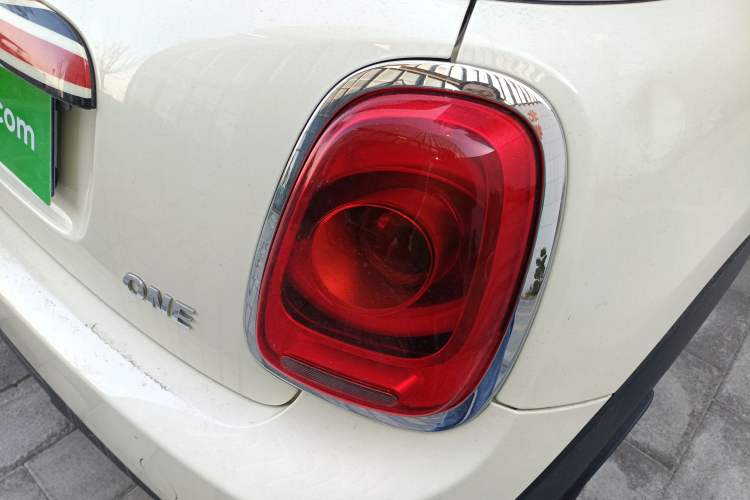 Used  MINI 2019 1.5T ONE PLUS
