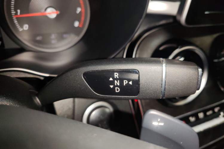 Used Mercedes-Benz C-Class 2015 C 200 L Sport Edition
