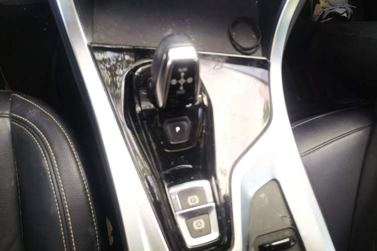 Used Lynk & Co 01 2017 2.0T Two-Wheel-Drive Version
