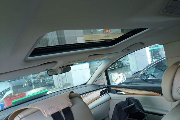 Used Buick GL8 2018 ES 28T Comfort Model China VI Standard