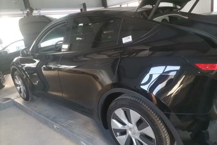 Used Tesla Model Y 2022 Rear-Wheel-Drive Version
