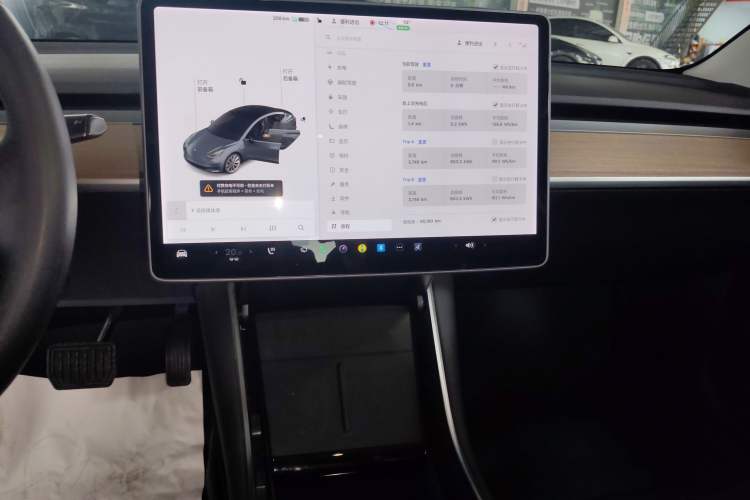 Used Tesla Model 3 2020 Long-Range Rear-Wheel-Drive Version
