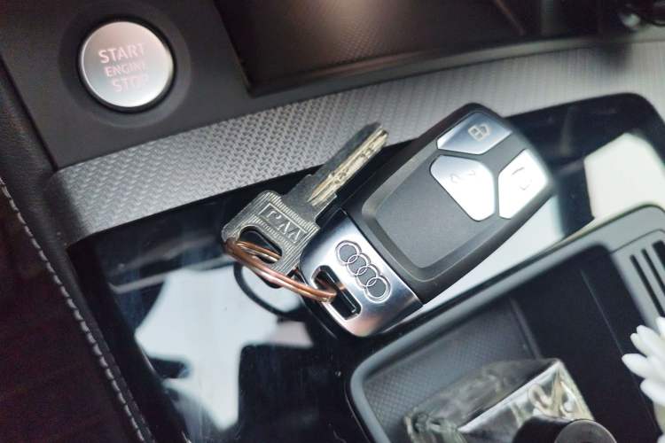 Used Audi Q5L 2022 40T Luxury Dynamic Model