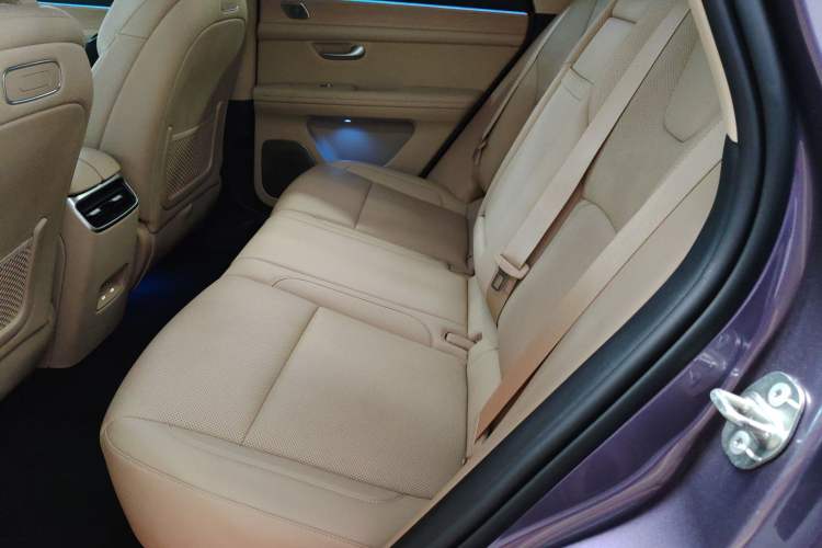 Used Hima AITO M5 2025 Extended-Range Ultra Rear-Wheel-Drive Version
