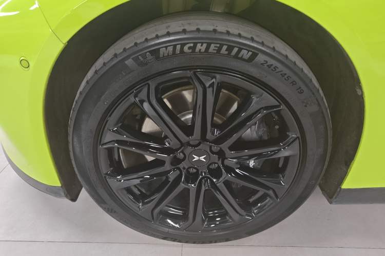 Used XPeng P7 2022 670E+ Pengyi Edition
