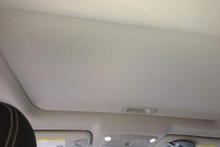 Used Infiniti Q50L 2018 2.0T Enjoyment Version China VI Standard
