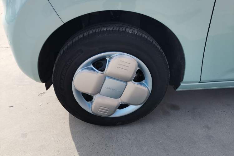 Used Geely Galaxy Panda 2024 Panda Mini 200km Endurance Bear
