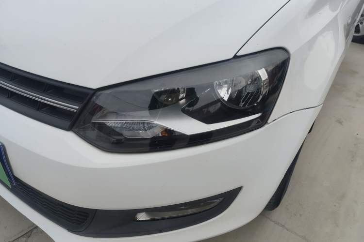 Used Volkswagen Polo 2013 1.4L Automatic Comfort Edition
