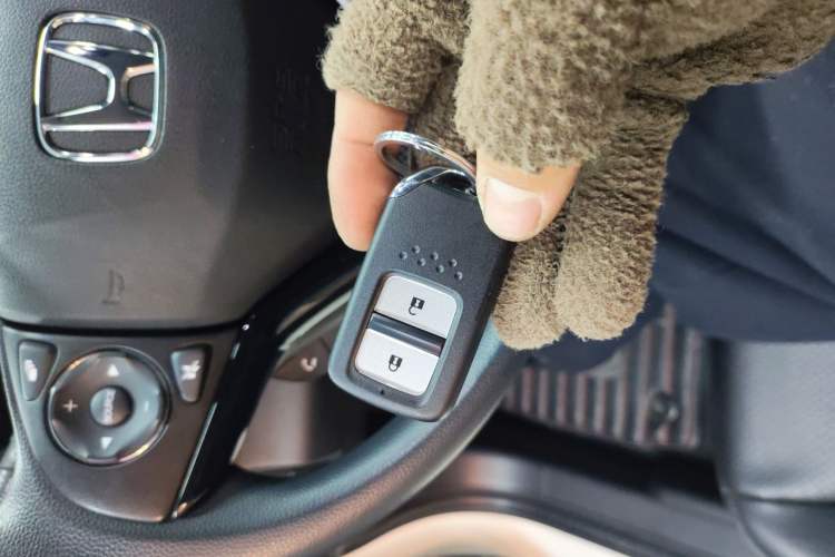 Used Honda Vezel 2020 220 TURBO CVT Luxury Edition
