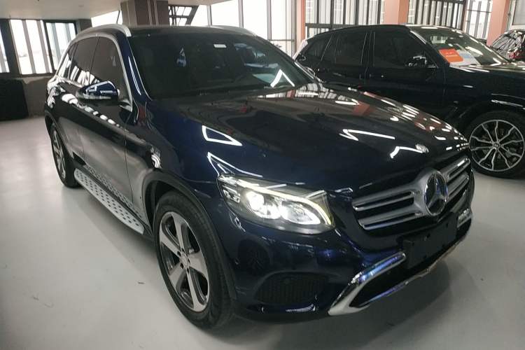 Used Mercedes-Benz GLC 2016 GLC 260 4MATIC Luxury Model
