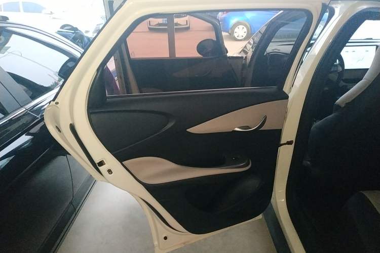 Used BYD Dolphin 2021 405 km Fashion Edition
