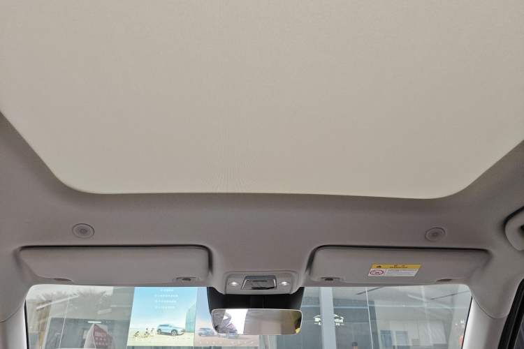 Used BYD Yuan UP 2025 Intelligent Driving Version 401 km Beyond-Range Edition
