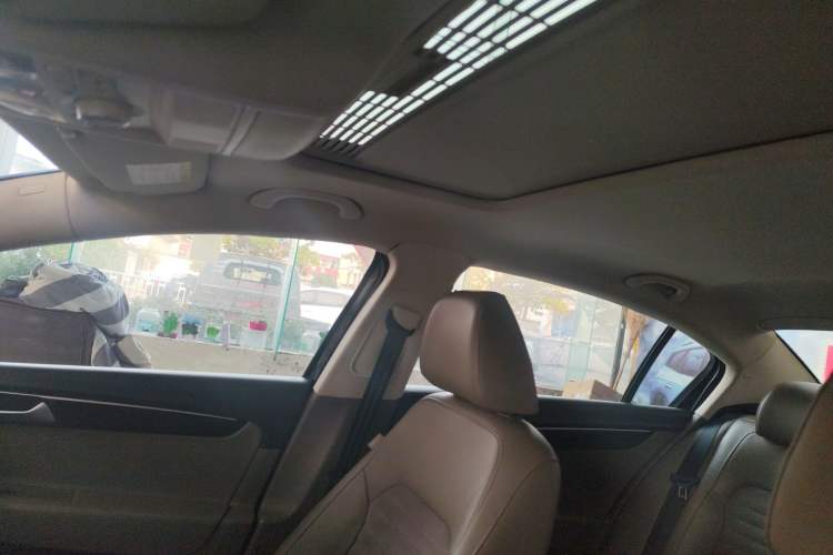 Used Volkswagen Magotan 2015 Facelift 1.8TSI Luxury Model
