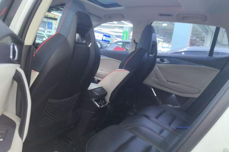 Used Lynk & Co 06 2021 1.5T Shero Pink Special Edition