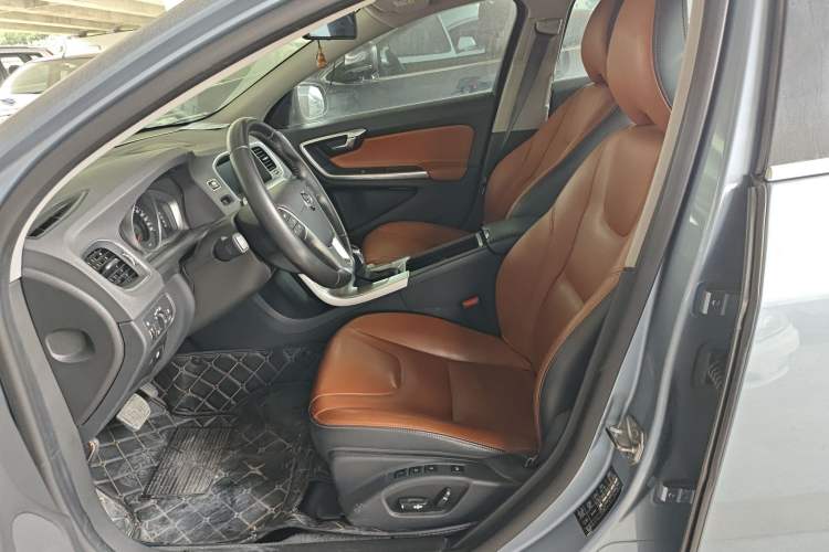 Used Volvo S60 2018 S60L T3 Smart Progress Edition