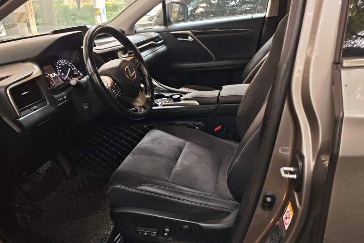 Used Lexus RX 2016 300 Two-Wheel Drive Elite Version China V Standard
