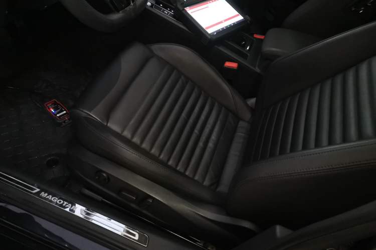 Used Volkswagen Magotan 2018 330TSI DSG Advanced Model
