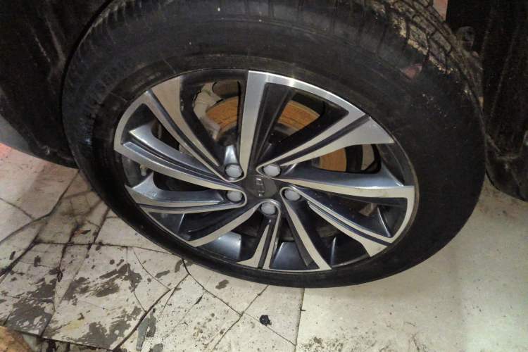 Used Geely Auto Coolray 2019 260T DCT Explorer China VI Standard
