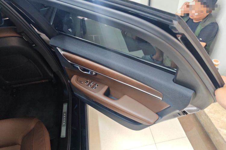 Used Volvo S90 2023 B5 Zhiyi Luxury Edition