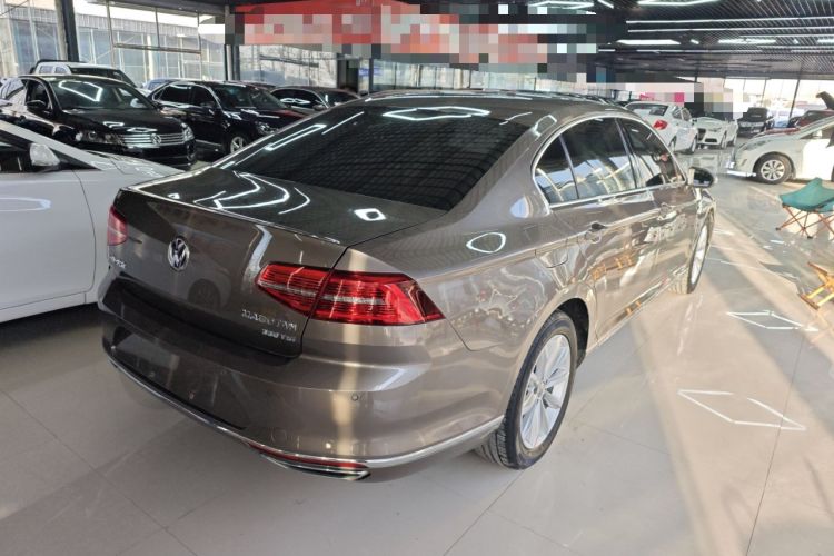 Used Volkswagen Magotan 2019 330TSI DSG Leading Edition China V Standard
