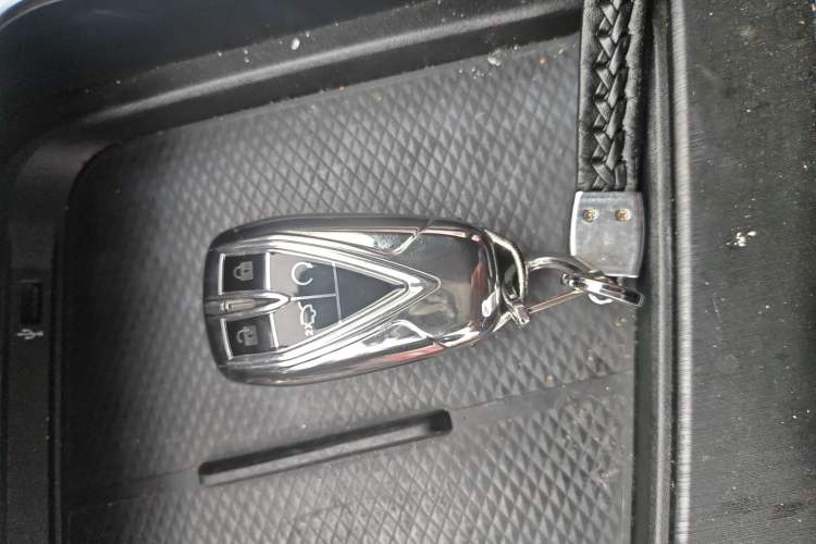 Used Changan UNI-T 2020 1.5T Prestige Version
