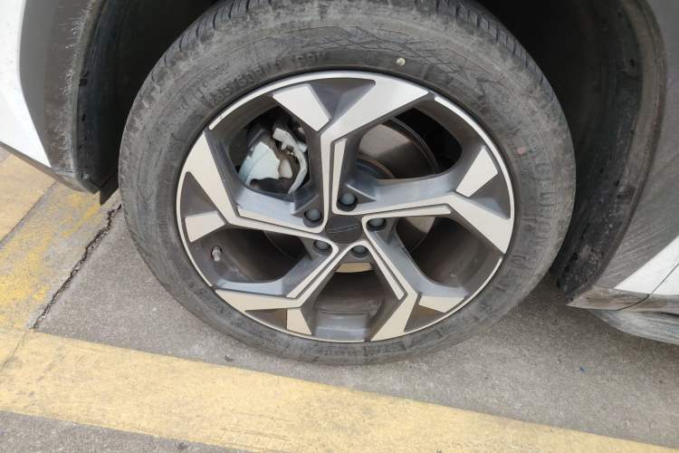 Used Geely Auto FX11 2024 1.5TD DCT Prestige Edition
