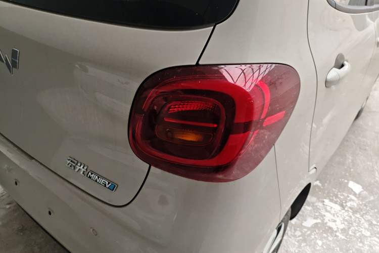 Used Wuling Hongguang MINIEV 2025 Four-Door Version Advanced Edition