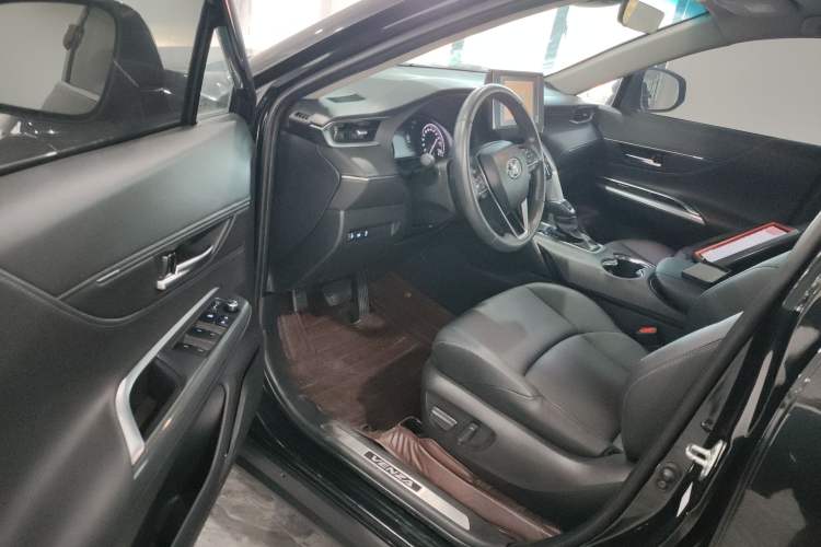 Used Toyota Venza 2022 2.0L CVT Two-Wheel Drive Luxury Edition
