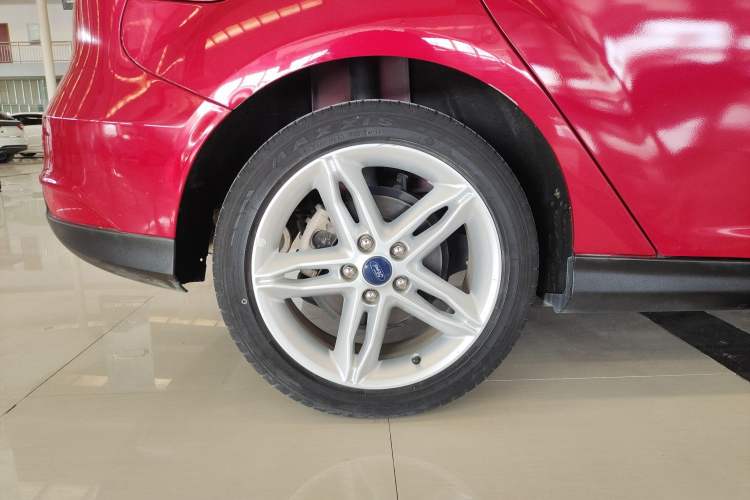 Used Ford Focus 2020 Hatchback Classic 1.5L Automatic Trendy Model
