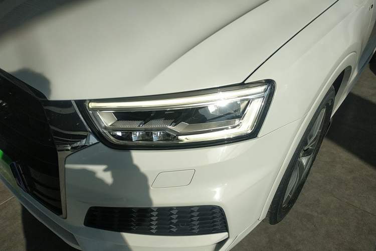 Used Audi Q3 2018 30 TFSI Fashion Edition Collector's Version
