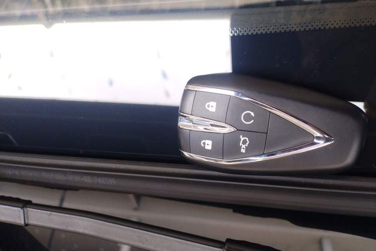 Used Changan X5 PLUS 2024 1.5T DCT Pioneer Edition
