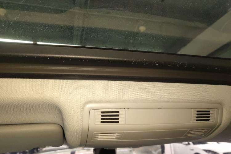 Used Volkswagen Tayron 2021 330TSI Two-Wheel Drive Luxury Smart Connectivity Version
