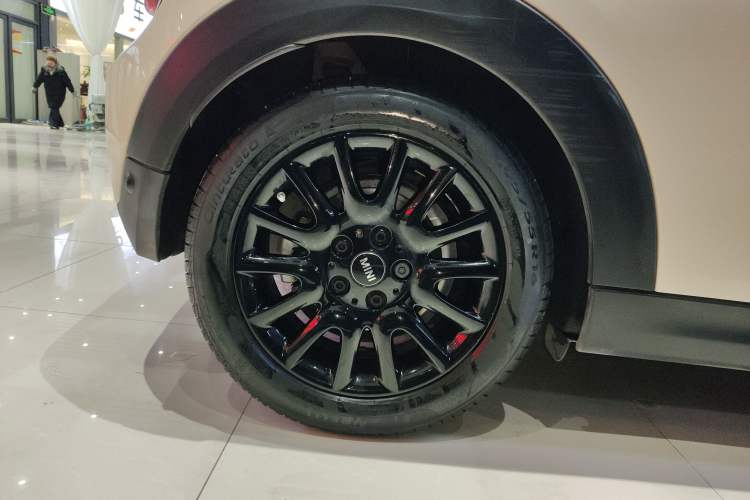 Used  MINI 2021 1.5T COOPER Classic Edition
